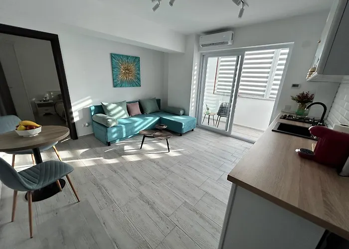 1 Mai - Luxury Park - Self Check-in - Private Parking - 2 Appartamento Craiova